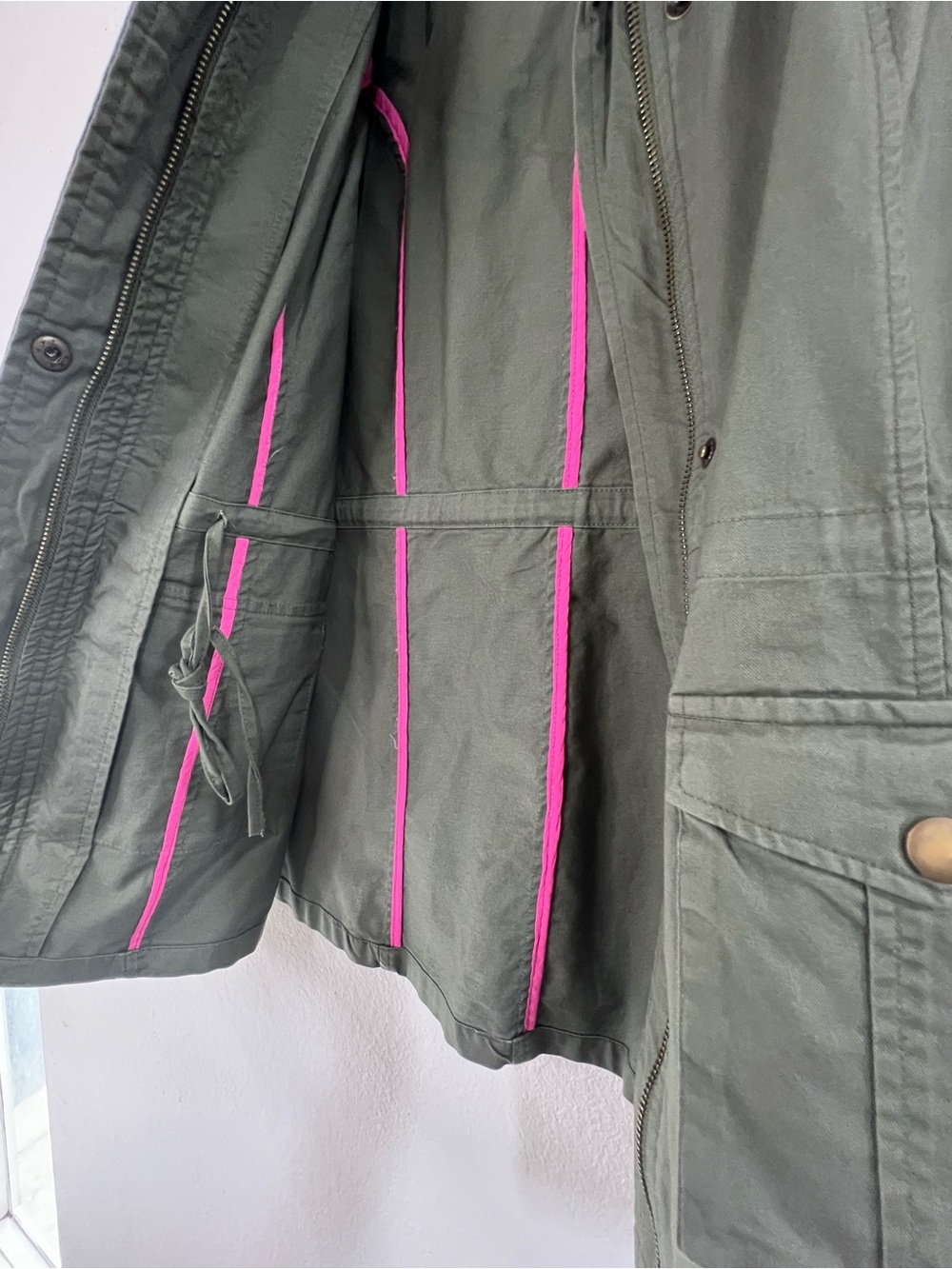 Market & Spruce Olive Colored Utility Cargo Vest - Picture 5 of 13